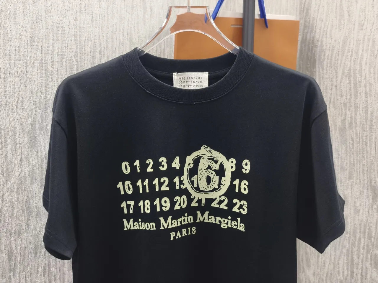 P80🌈🌈 MM 6/ New Arrival logo -【 32 】 - 320G 🔥 Logo ， - ：Black White - Size：S M L XL XXL - : ，os ， Same Style， Quality - Same Style